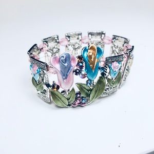 [NEW] Floral Cuff Bracelet